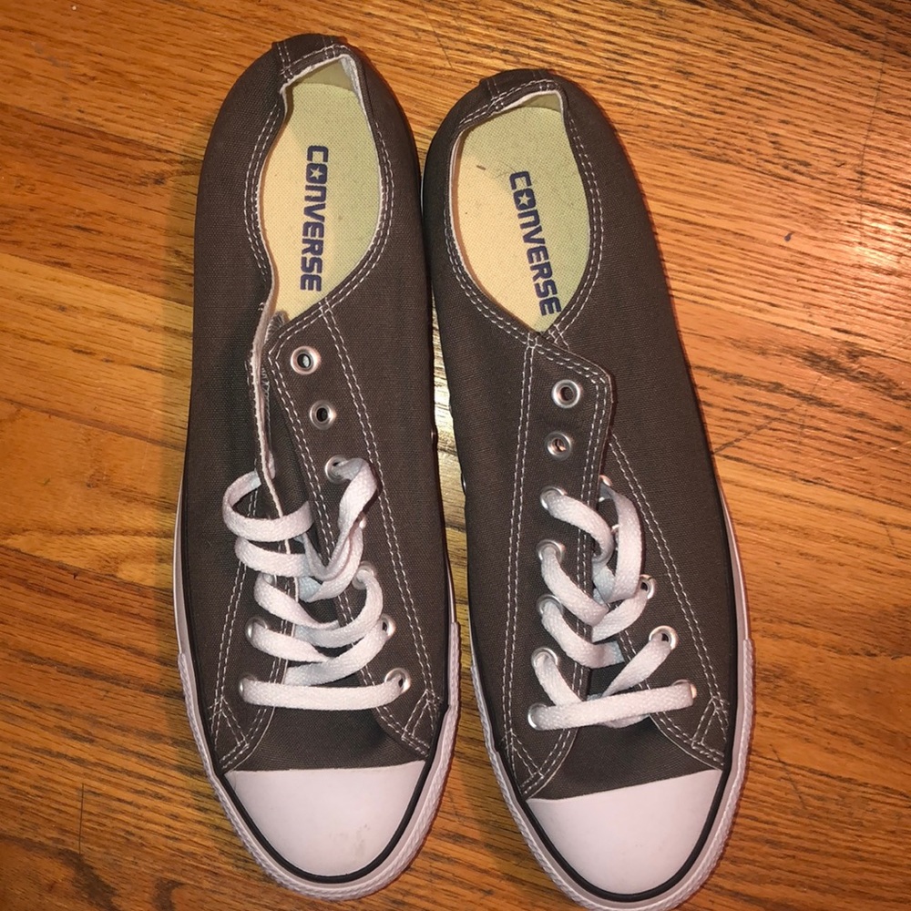 Men’s Gray Low Top Converse